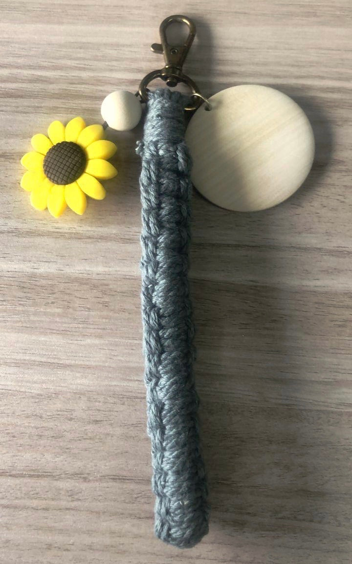 Wood Round Sunflower Keychain